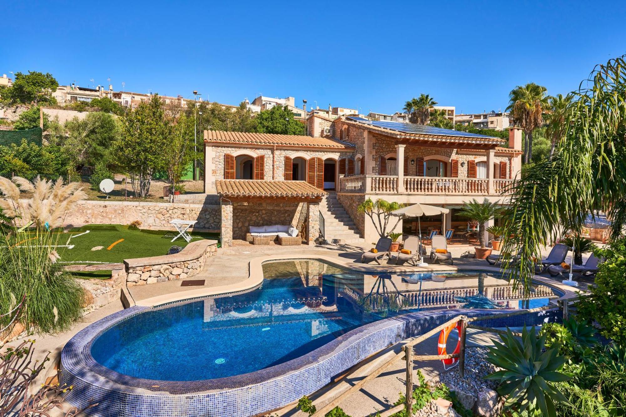 Quiet In With Amazing Pool, Paddle Court And Garden * Búger