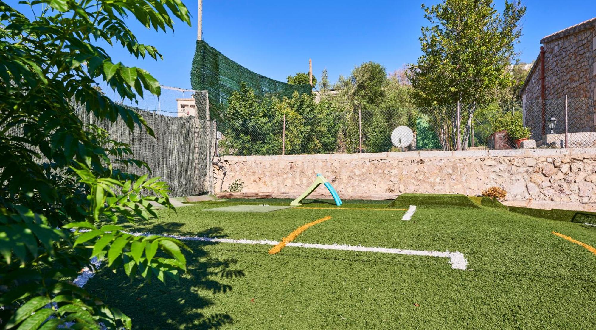 Quiet In With Amazing Pool, Paddle Court And Garden Villa