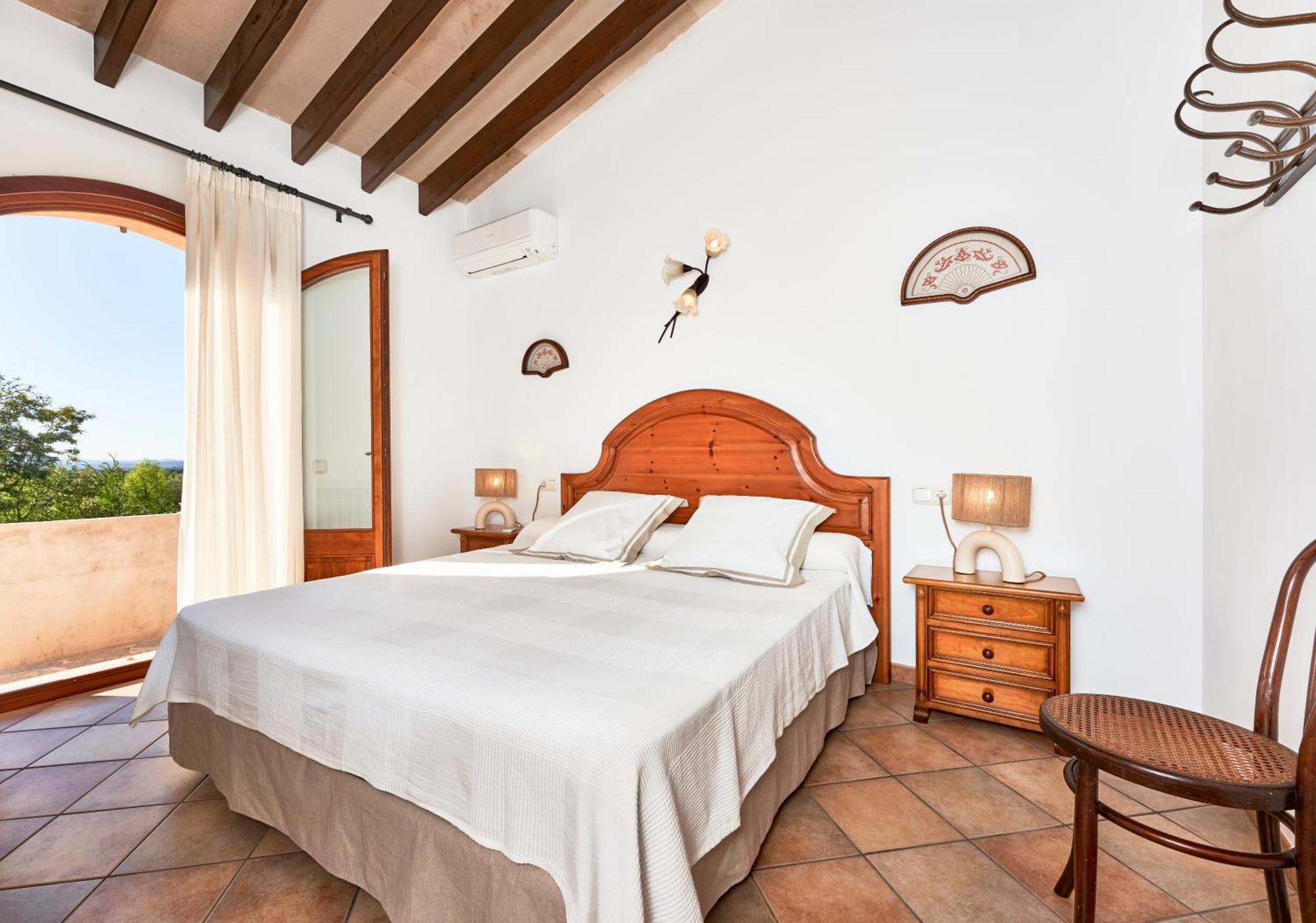 Quiet In With Amazing Pool, Paddle Court And Garden Villa Búger