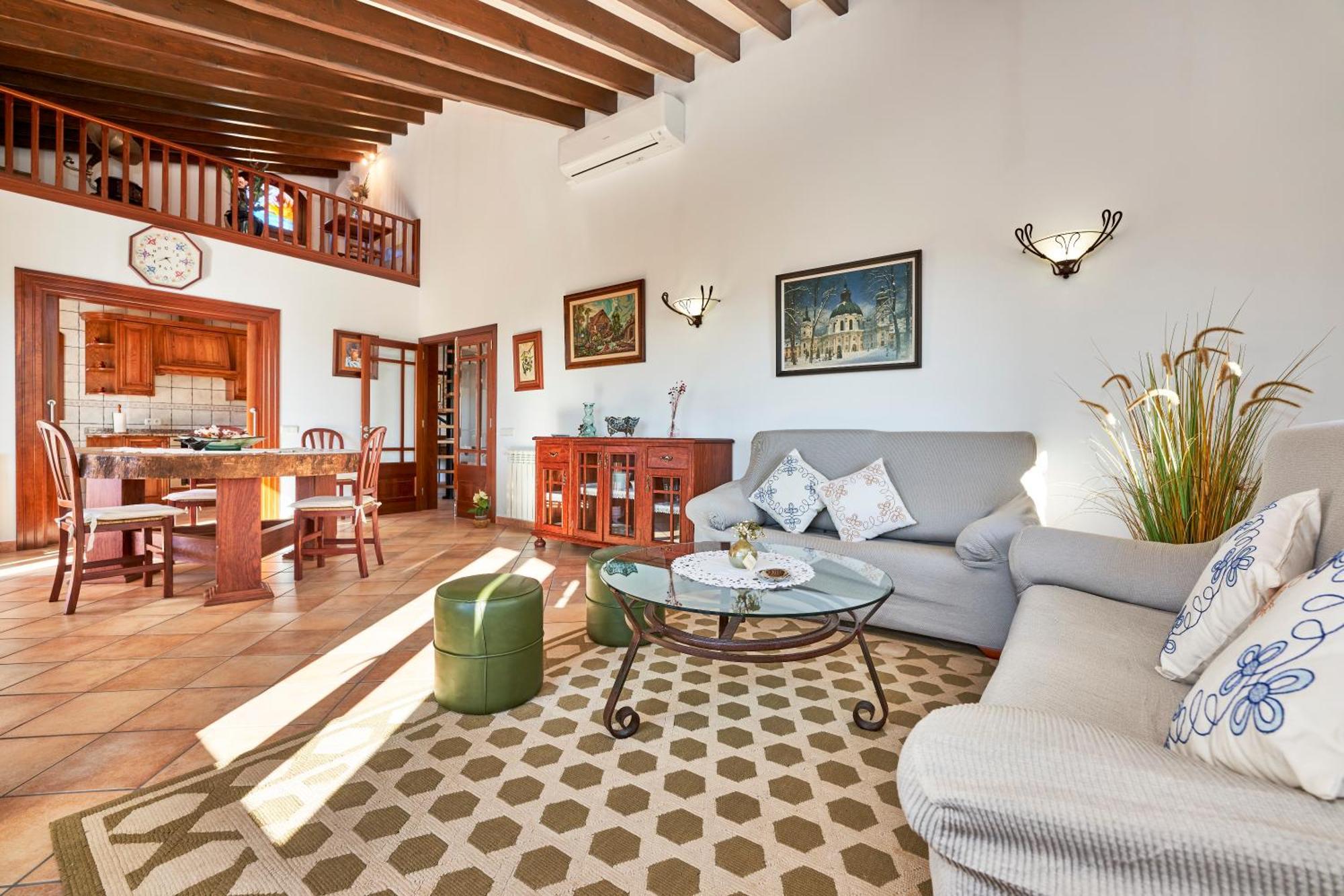 Quiet In With Amazing Pool, Paddle Court And Garden *