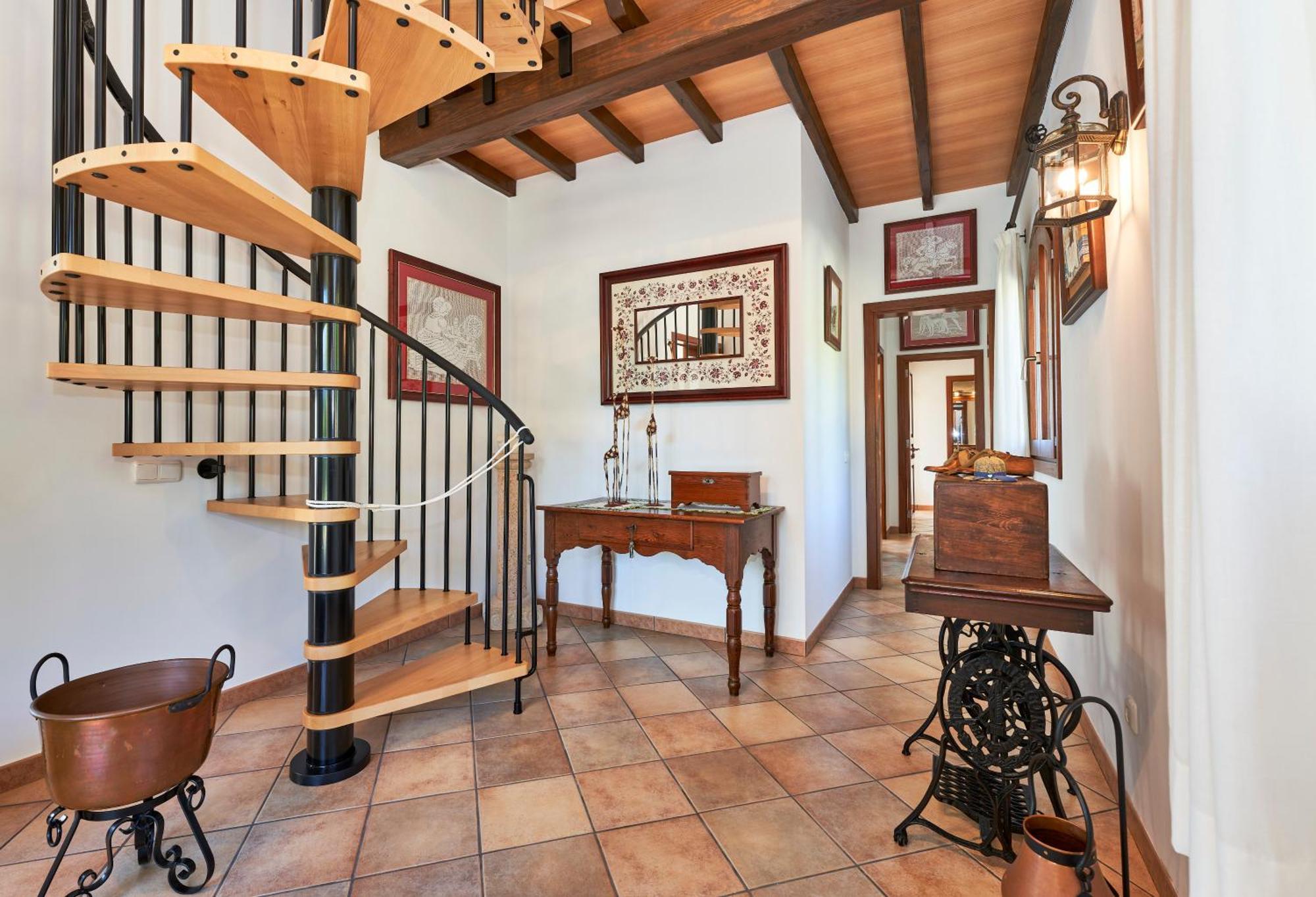 Quiet In With Amazing Pool, Paddle Court And Garden Villa Búger